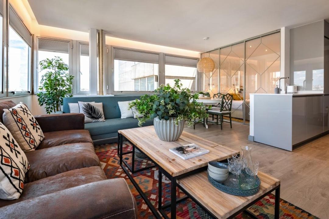 2 Bedrooms 1 Bathroom Furnished - Justicia - Incredible Views - Mintystay Appartement