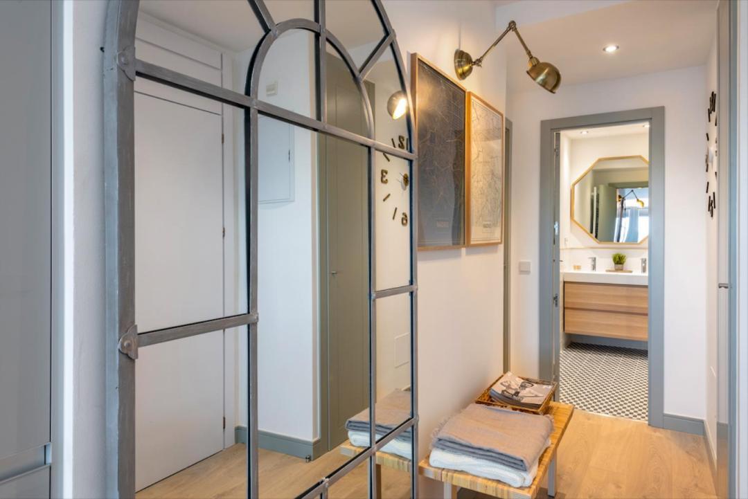 2 Bedrooms 1 Bathroom Furnished - Justicia - Incredible Views - Mintystay * Madrid