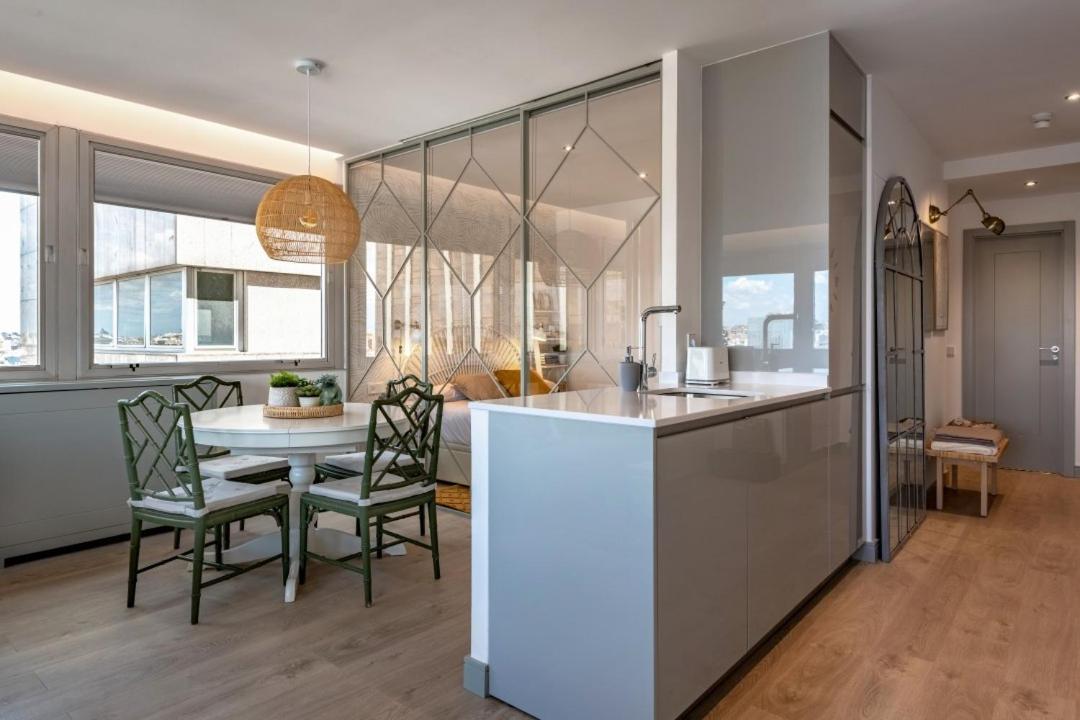 2 Bedrooms 1 Bathroom Furnished - Justicia - Incredible Views - Mintystay Apartment Madrid